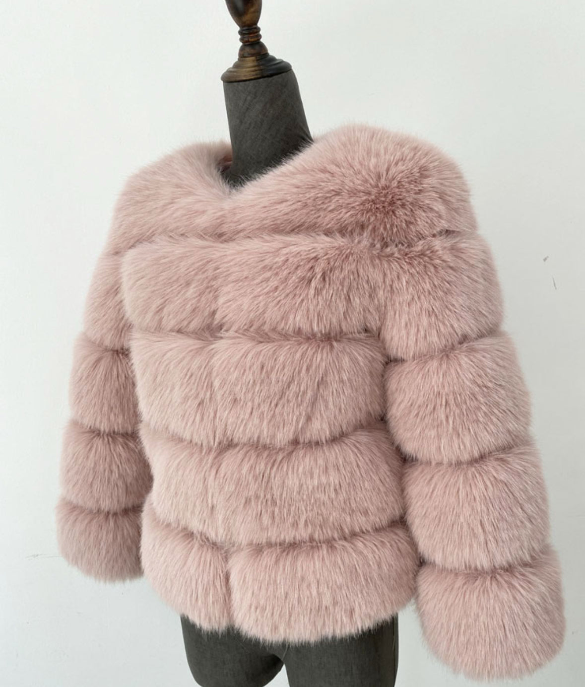 Luxury Cropped 5 Ring Faux Fur- Lotus Pink